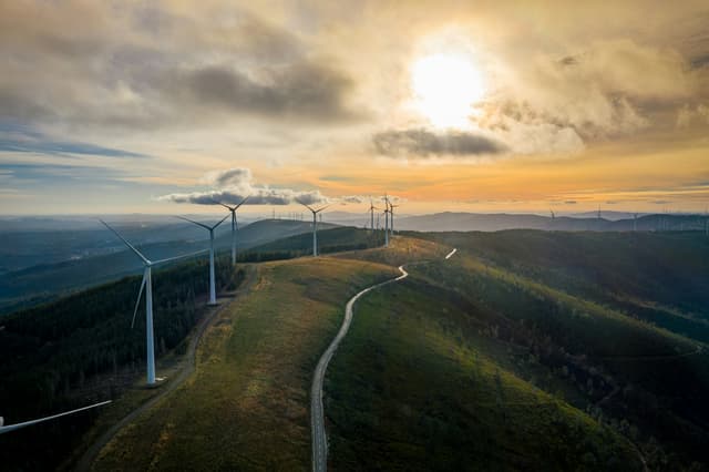 Off-Grid vs On-Grid Solar Systems Explained